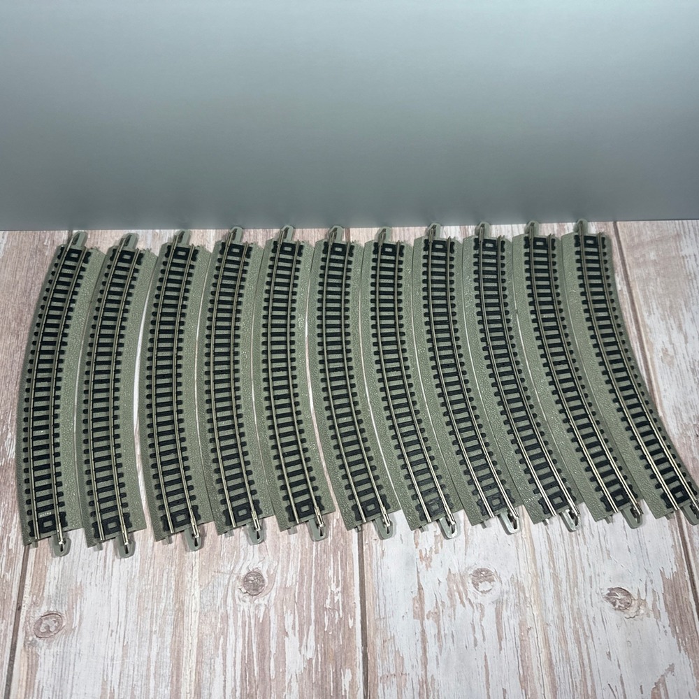 Bachmann N Scale EZ Curved Train Track - 11.25in Radius - Lot Of 11 Tracks